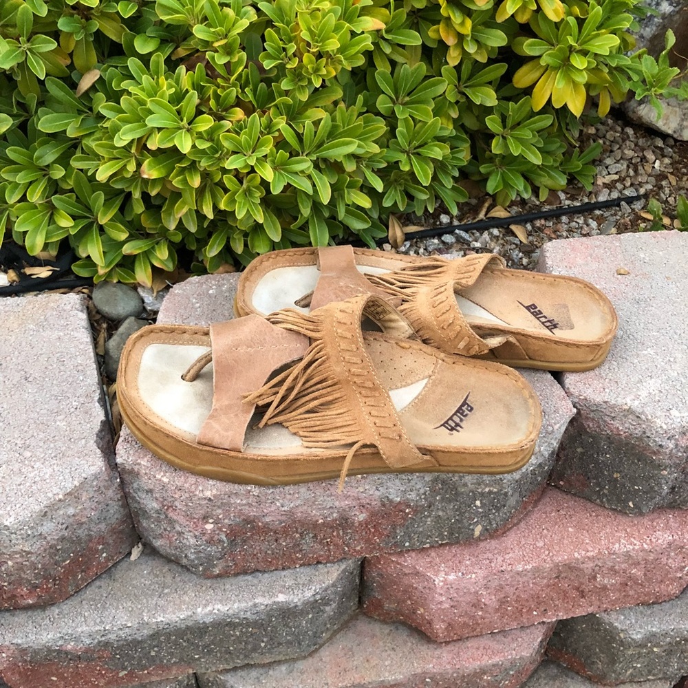 Earth shoes
